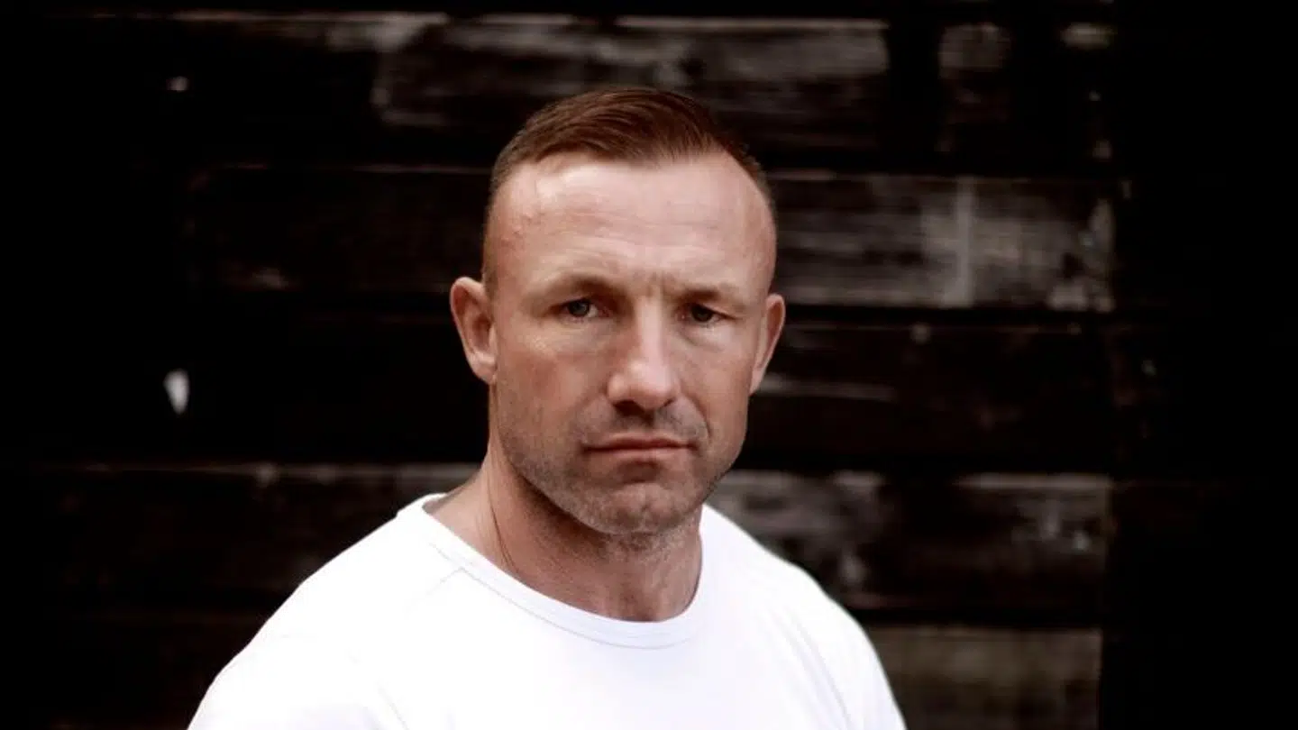 Tidligere bokser Mikkel Kessler, på Islands Brygge i København. Islands Brygges Kulturhus mandag den 30. september 2024. Mikkel Kessler er aktuel med bogen »Mikkel Kessler – Uden parader«, som handler om hans opvækst og hans liv som professionel bokser. (Foto: Nicolai Lorenzen/Ritzau Scanpix)