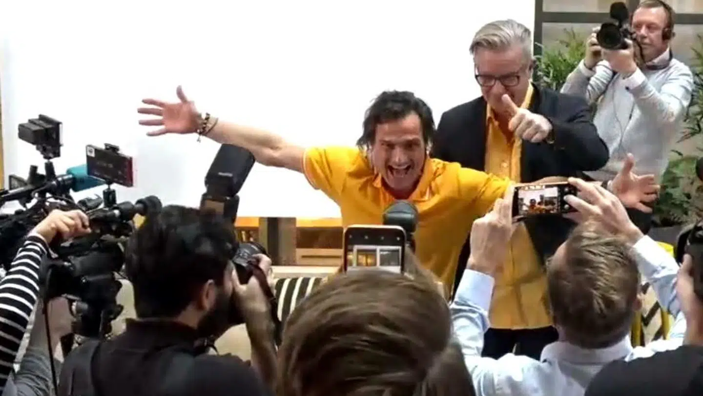 Den norske milliardær Petter Stordalen var ovenud begejstret på dagens pressemøde.