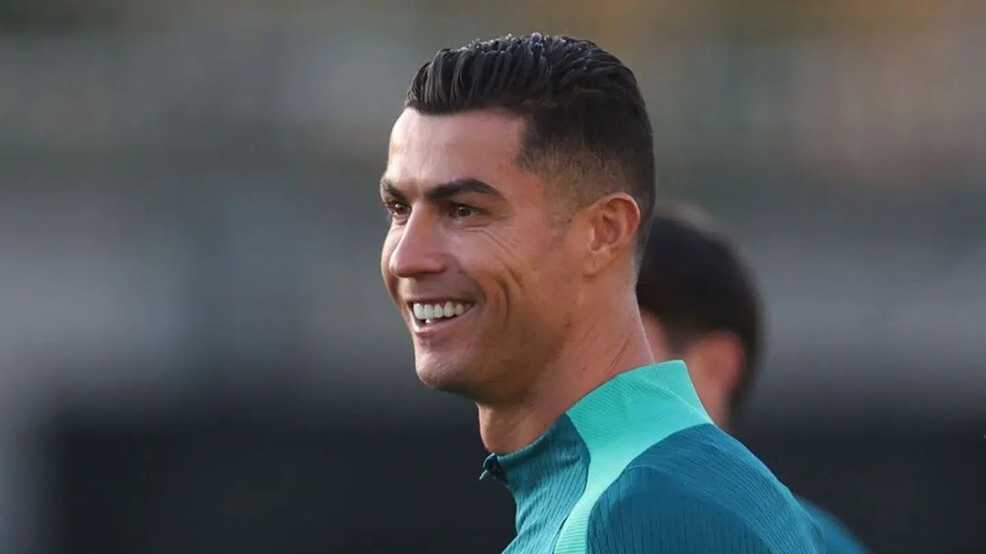 Ronaldo har meget at smile af, når han åbner bankkontoen.