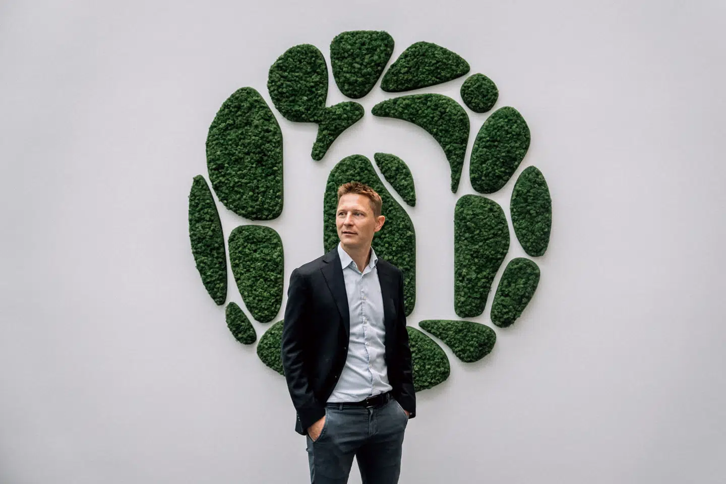 Bioteknologi er løsningen, hvis vi skal brødføde en stadig stigende verdensbefolkning på en bæredygtig måde, mener Jacob V. Paulsen, der er koncerndirektør med ansvar for fødevarer hos Novonesis.