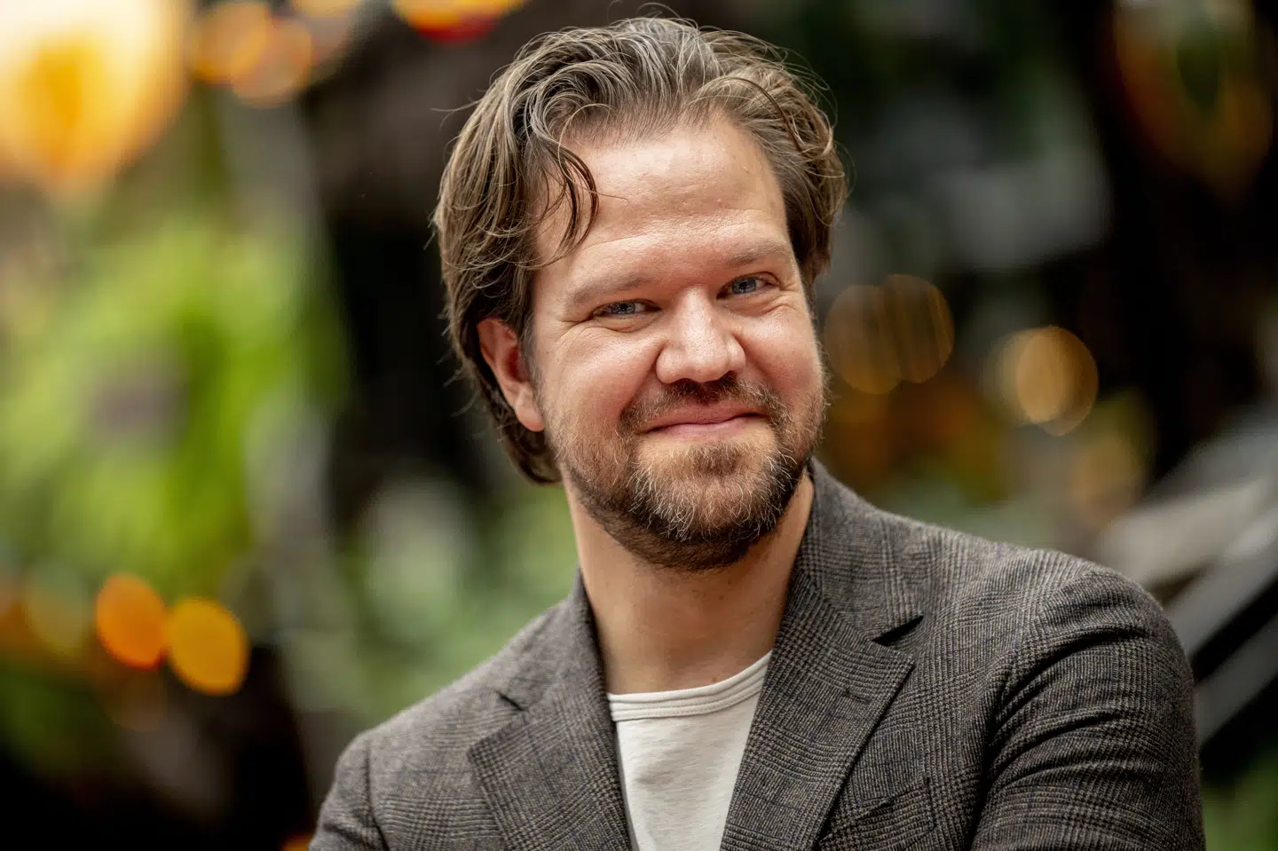 Thomas Warberg blev overrasket over, hvor stor Tivolirevyen egentlig er, da han fortalte sin omgangskreds om, at han var blevet tilbudt en plads i næste års show. - Når jeg gik og mumlede for folk, at jeg var blevet tilbudt det, så sagde de alle sammen, at det skulle jeg vel selvfølgelig.