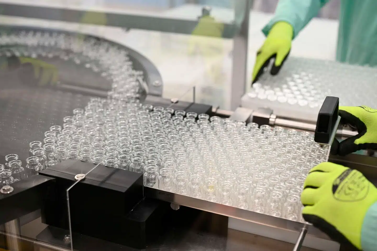 Medicinalgiganten Novos ejer har budt et trecifret milliardbeløb for at skaffe mere produktionskapacitet, men handelen risikerer at falde til jorden. Arkivfoto