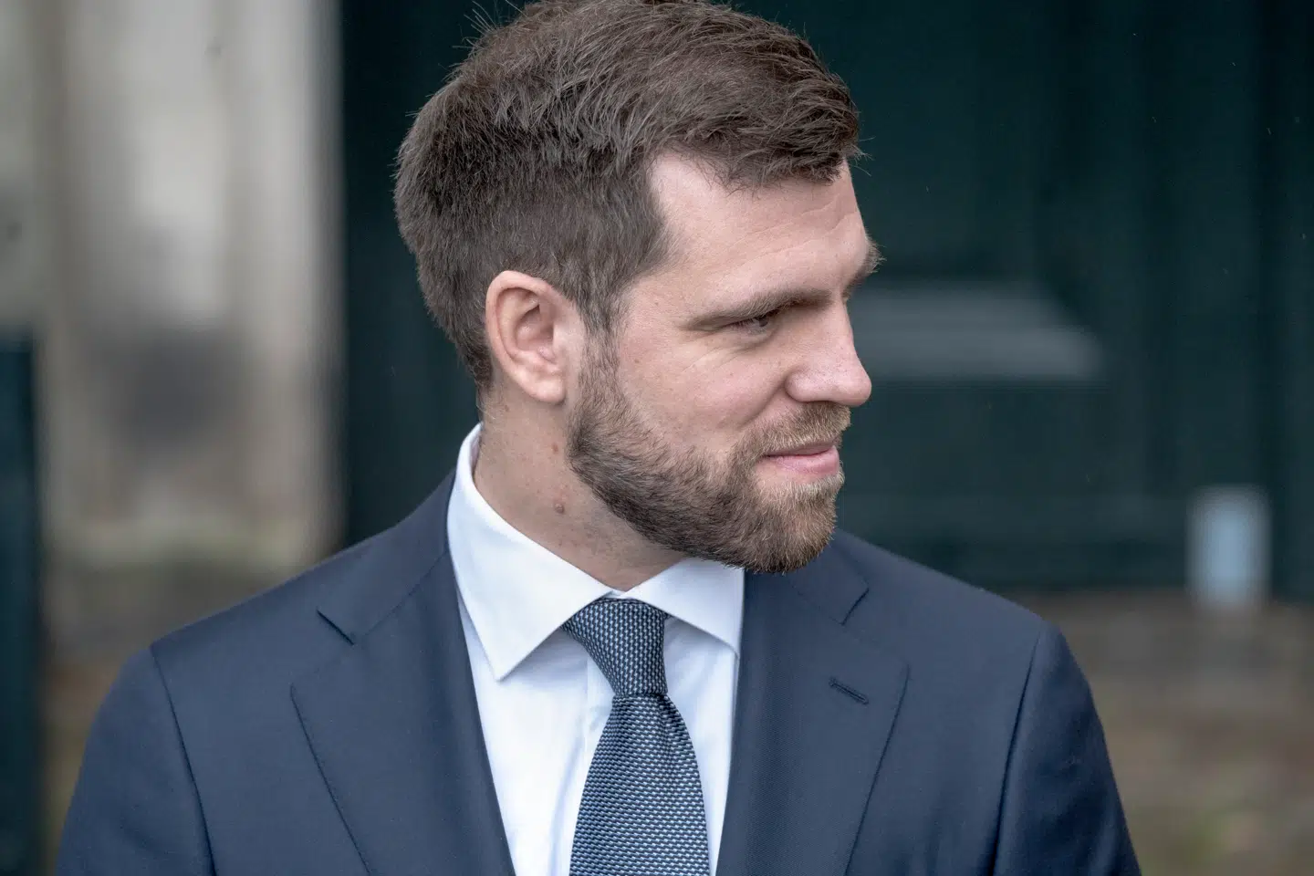 »Turisme er et vigtigt erhverv, der skal fremmes. Mere radikale tiltag kunne være sænkning af moms og andre afgifter, der gør det dyrt at være turist i Danmark. Men det er nok for meget forlangt,« skriver Ole P. Kristensen.