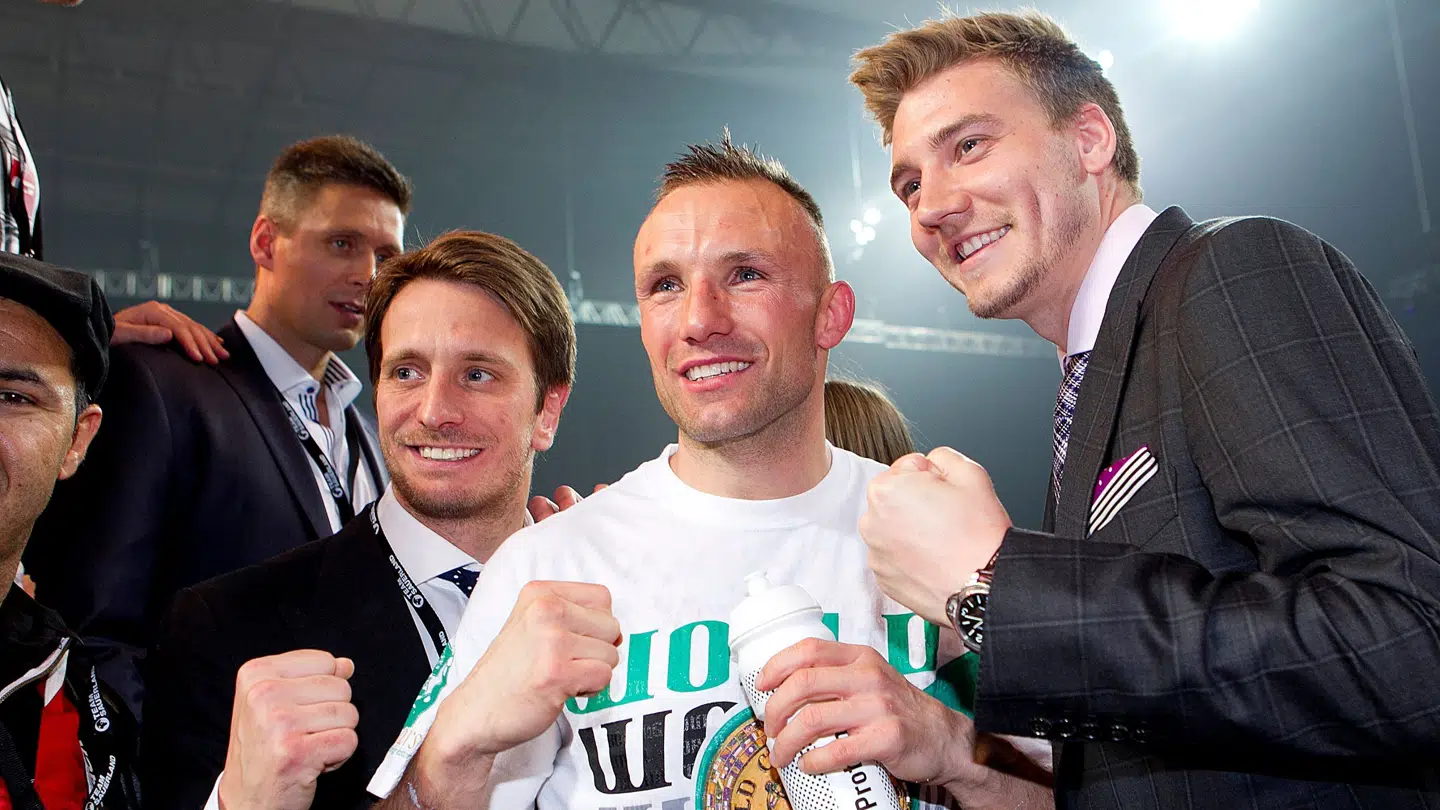 Boksning i Parken. Nordic Fight Night Boksning i parken lørdag 19. maj 2012. Mikkel Kessler mod Allan Green. (Her med Nicklas Bendtner efter kampen (Foto: Nils Meilvang/Scanpix 2012)