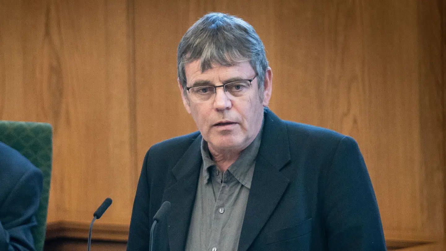 Søren Egge Rasmussen, Enhedslistens miljøordfører, kalder det "helt urimeligt".