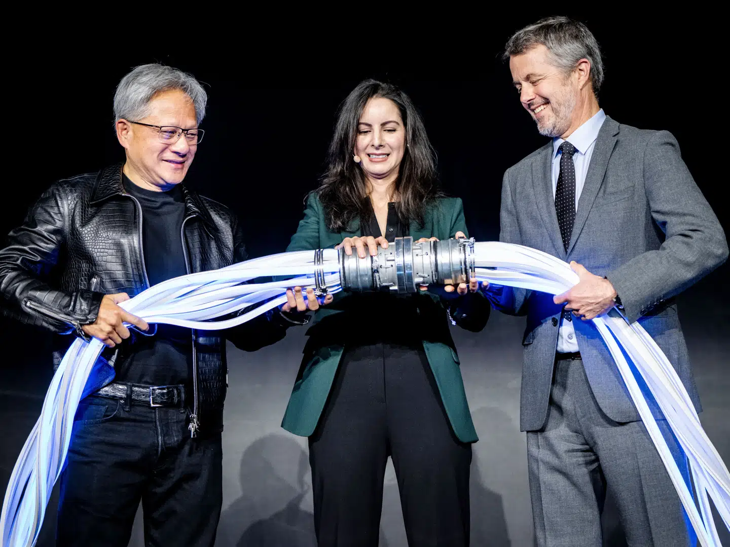 »Kongen har interesseret sig for ai i en årrække, og at vi nu er blandt en håndfuld af lande, som har en supercomputer, er også kong Frederik og Kongehusets fortjeneste,« skriver André Rogaczewski.