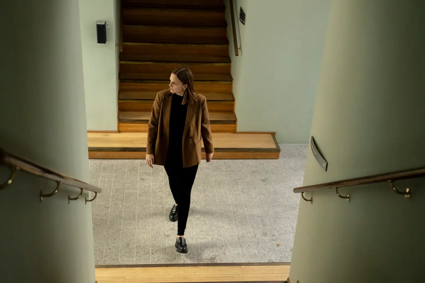 »Vi har stillet os selv i et afhængighedsforhold, som er svært at komme ud af,« siger digitaliseringsminister Caroline Stage (M) i et interview med Berlingskes nyhedspodcast »Pilestræde«.