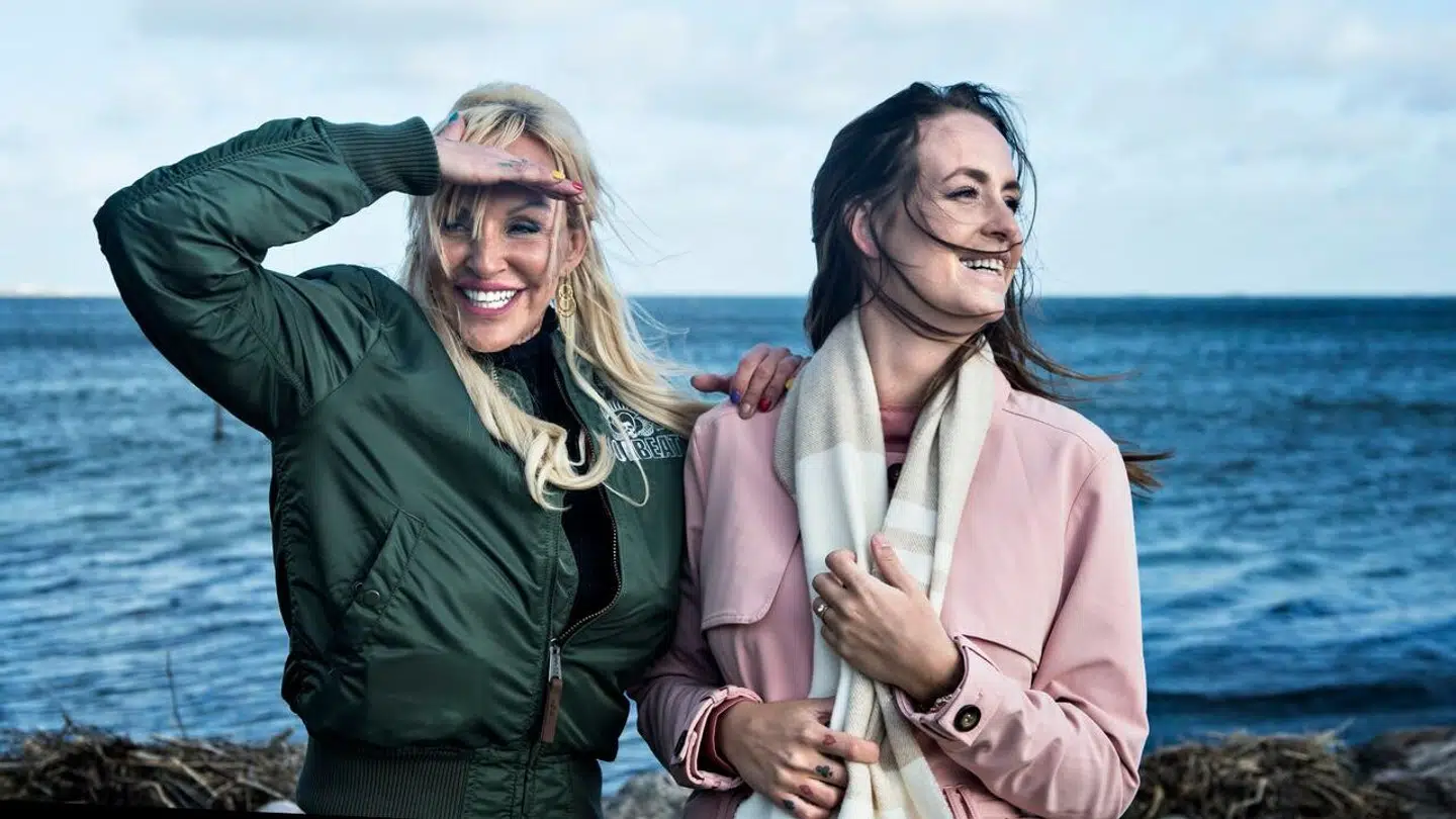 Linse Kessler og datteren Stephanie 'Geggo' Salvarli har ikke længere et lige så tæt forhold, som man så dem have i realityprogrammet 'Familien for Bryggen', som Geggo nu har overtaget pladsen fra med sit eget program.