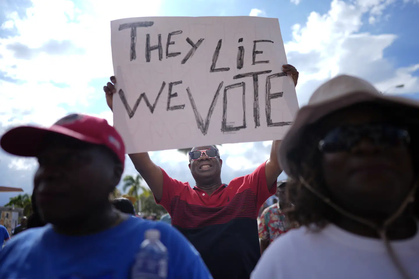 »Vores sociale cirkler kan, uanset intentionerne, blive magtfulde kilder til misinformation,« skriver Cecilie Steenbuch Traberg.