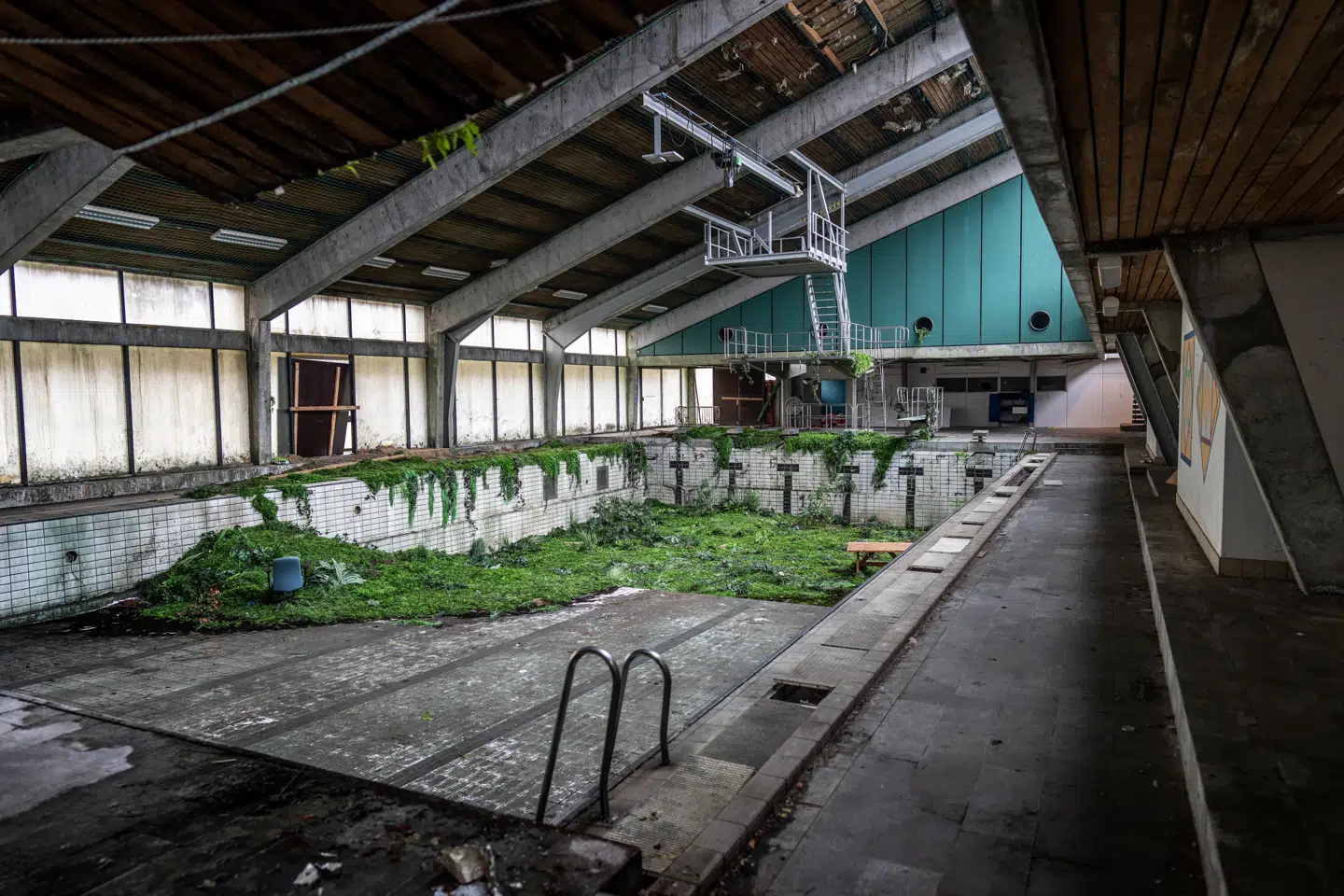 Auderødlejren har stået tom siden 2008, hvor kasernen lukkede. I 2022 blev ejendommen dog købt for 35 millioner af britiske investorer, der har planer om at omdanne de forladte bygninger til et feriecenter.