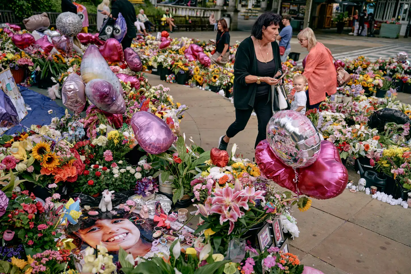 Southport nord for Liverpool blev 29. juli ramt af en tragedie, da en dengang 17-årig mand angreb en danseskole og myrdede tre små piger og sårede flere børn samt voksne på skolen.