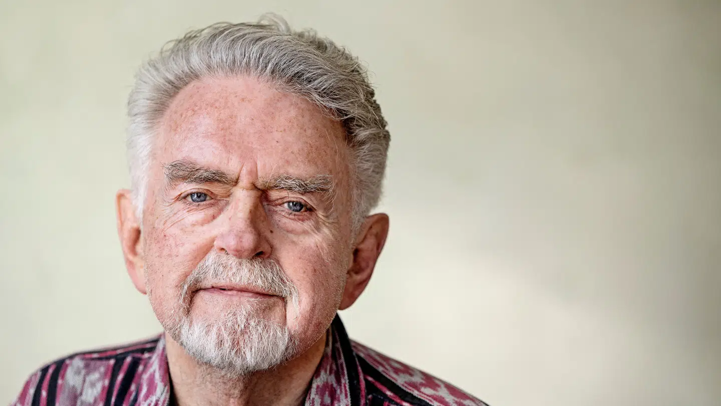 Erik Clausen er død.