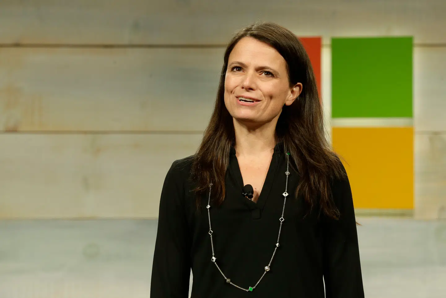 Her ses Microsofts finansdirektør Amy Hood