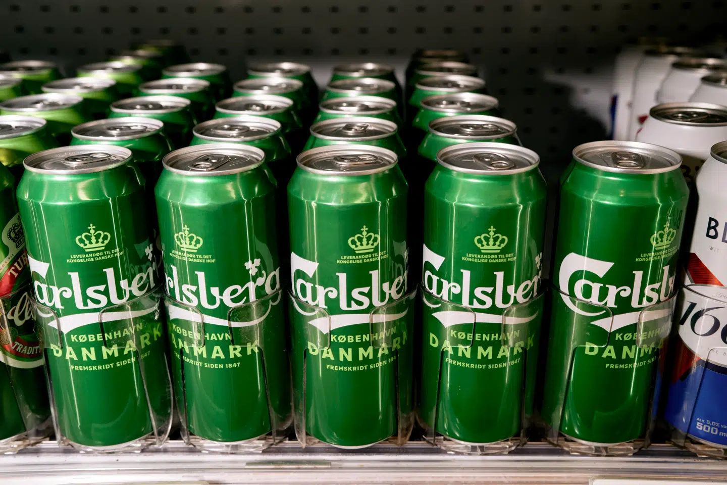 Varer i Føtex på Amagerbrogade. Øl. Carlsberg.
