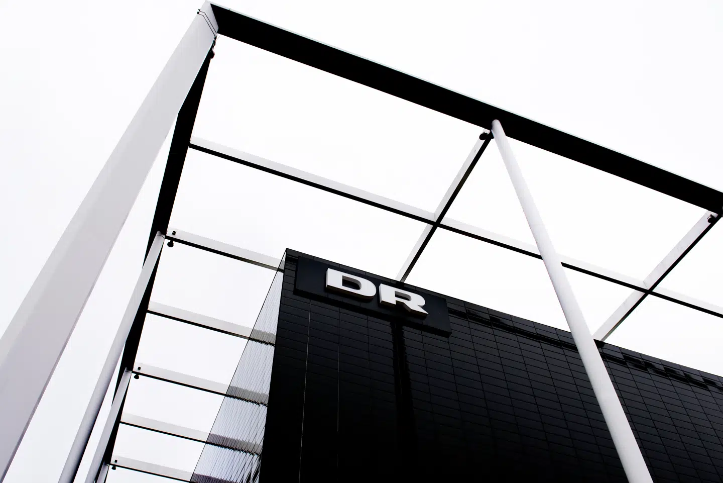 Mon DR har spurgt myndigheder, der beskæftiger sig særligt med databeskyttelse, om kravet om registrering af borgernes data om brug af streamingtjenesten er lovligt ifølge de love, som disse myndigheder administrerer, spørger fhv. dommer Jens Smedegaard Andersen. Arkivfoto: Linda Kastrup, Scanpix