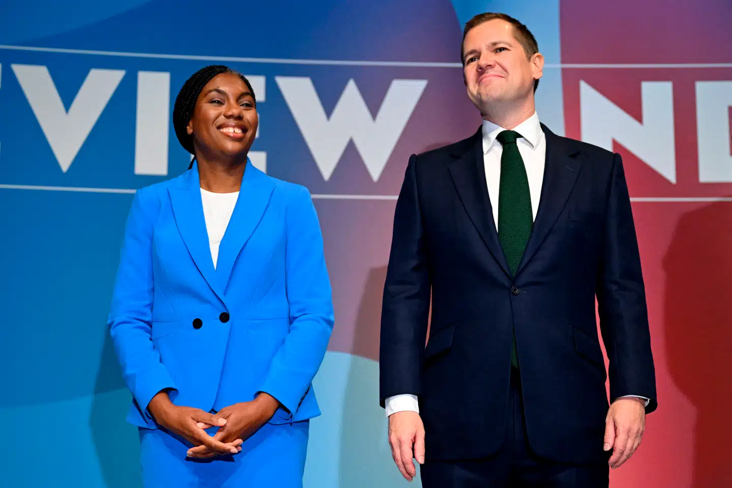 Kemi Badenoch og Robert Jenrick fører i kampen om at blive det britiske Konservative Partis næste leder. Foto: Justin Tallis, Scanpix