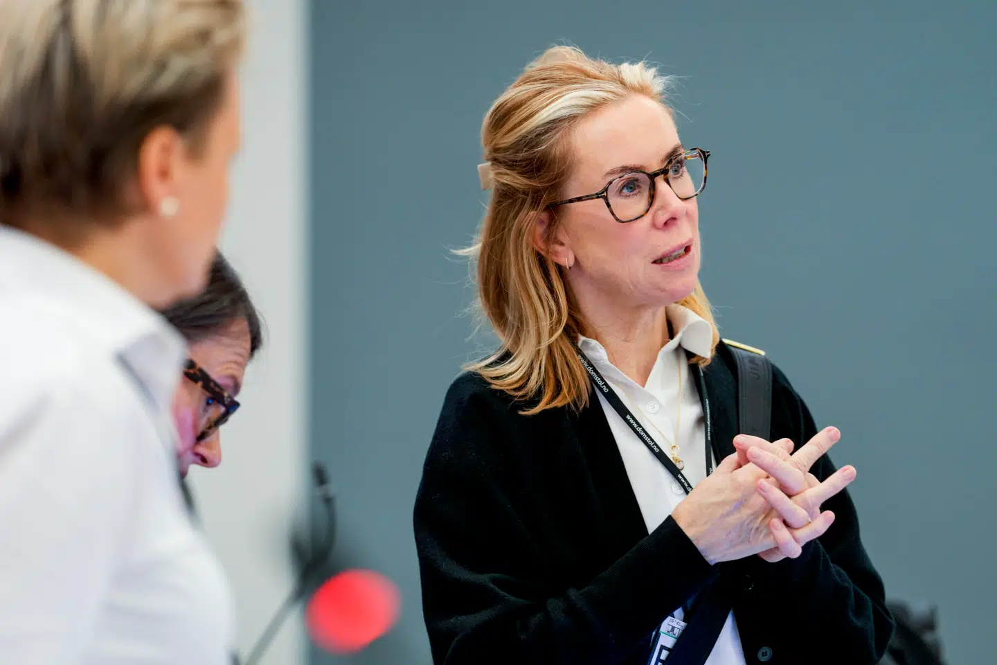 Søstre fra Bærum i Norge endte deres tid i Syrien i fangelejrene al-Hol og al-Roj, inden de blev hentet hjem. Sagen bliver ført af statsadvokat Anne Karoline Bakken Staff.