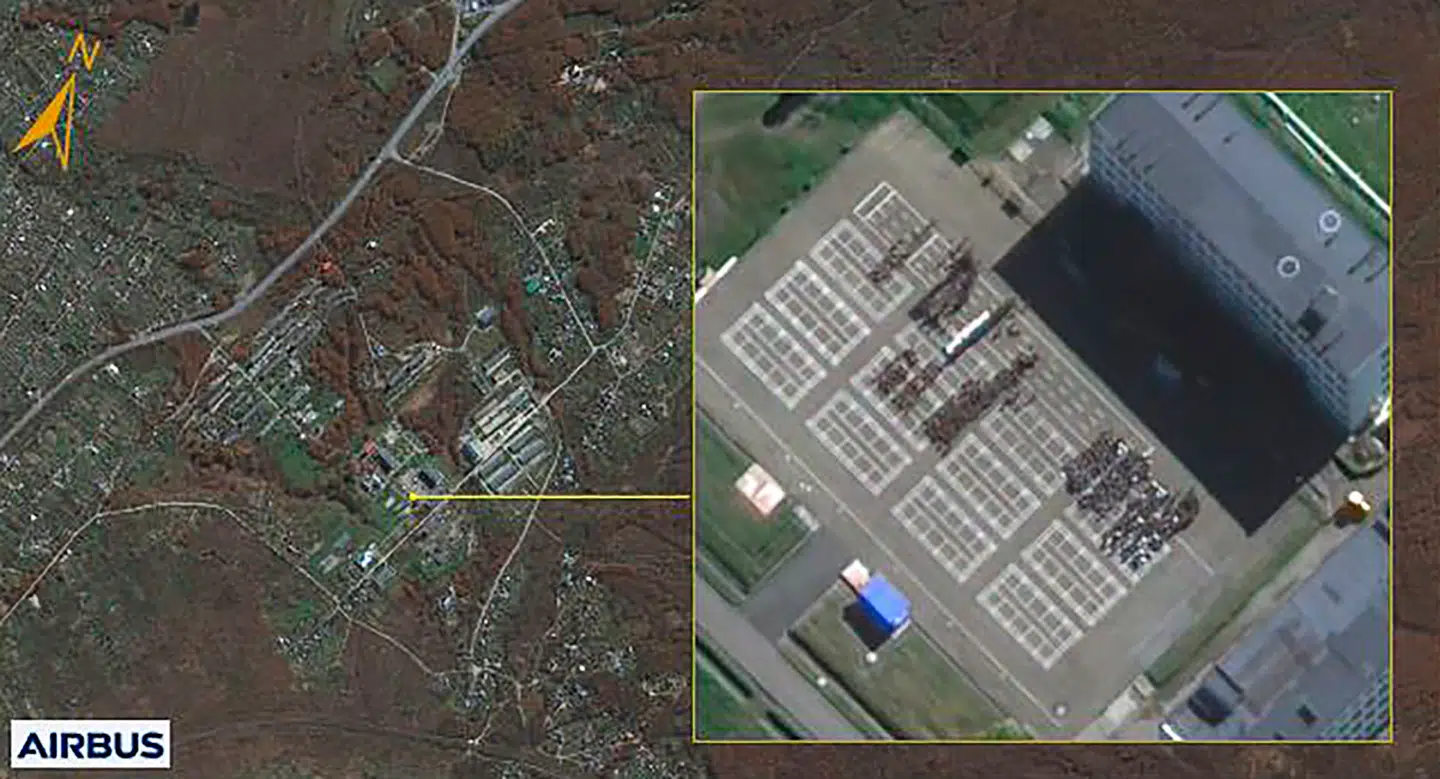 Sydkoreas efterretningstjeneste offentliggjorde i midten af oktober dette satellitbillede, der angiveligt skulle vise nordkoreanske troppers tilstedeværelse på det russiske Ussuriysk-militæranlæg,