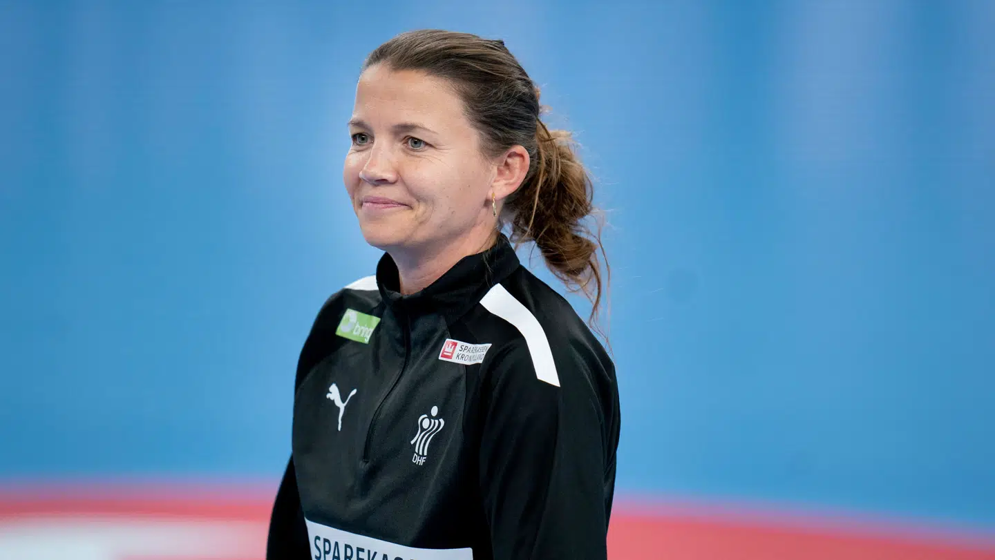 Roslyng stoppede som holdleder på kvindelandsholdet i december.