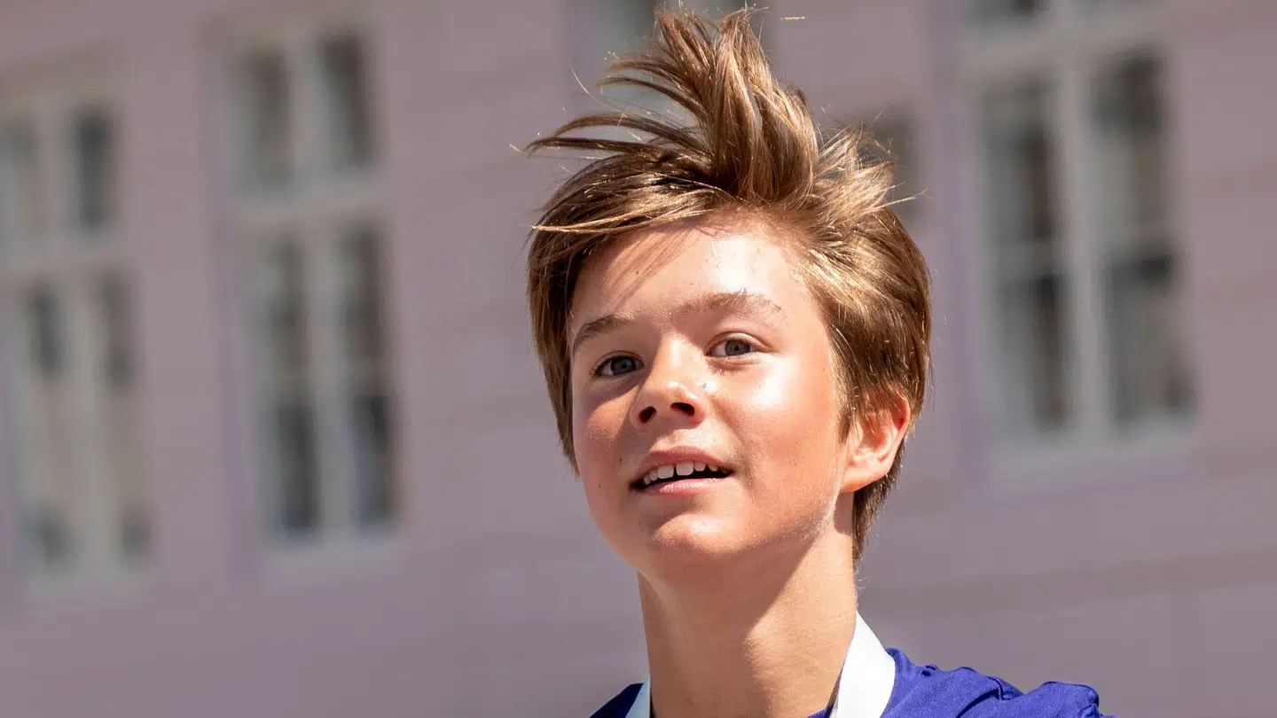 Prins Vincent har fået fri fra skole til at tage med sin mor og søster en smuttur til Australien. Her ses den 13-årige prins til Royal Run i København i maj.