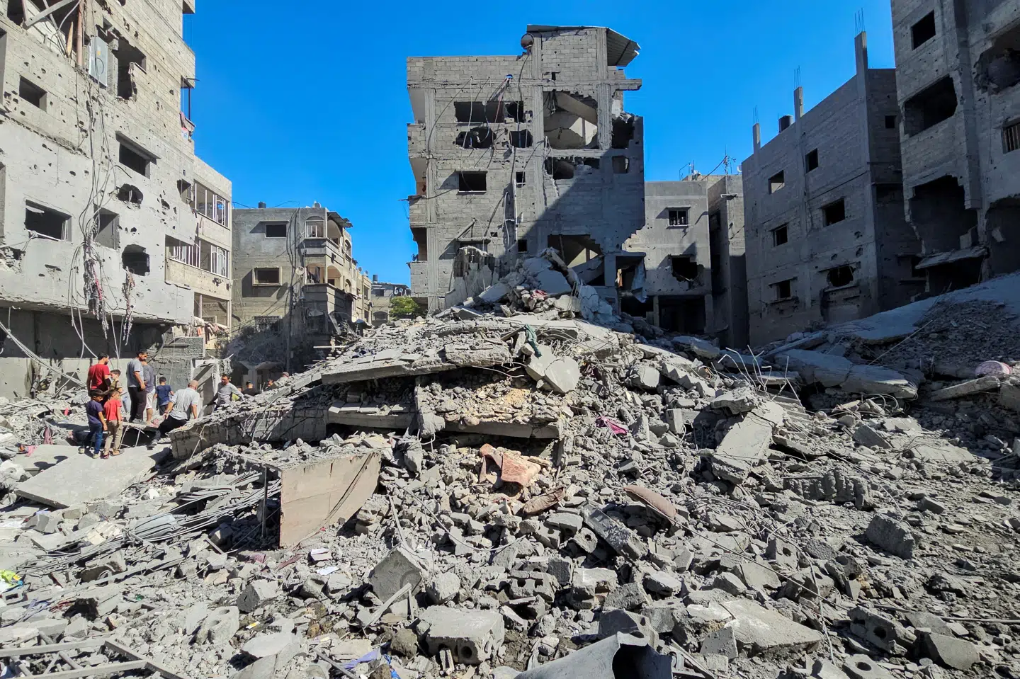 Flere bygninger blev lagt i ruiner i et angreb, som ramte Beit Lahiya i oktober. Natten til tirsdag er området ifølge Wafa blevet angrebet igen. (Arkivfoto).