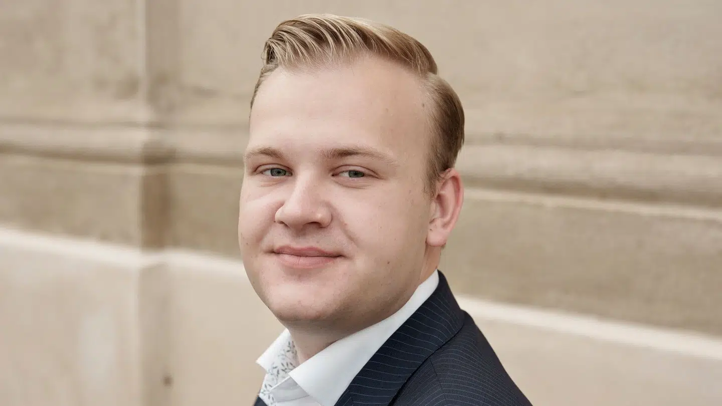 25-årige Christian Bülow, der til daglig er rådgiver i DF, ville sætte sit kryds hos Trump, hvis han var amerikaner.
