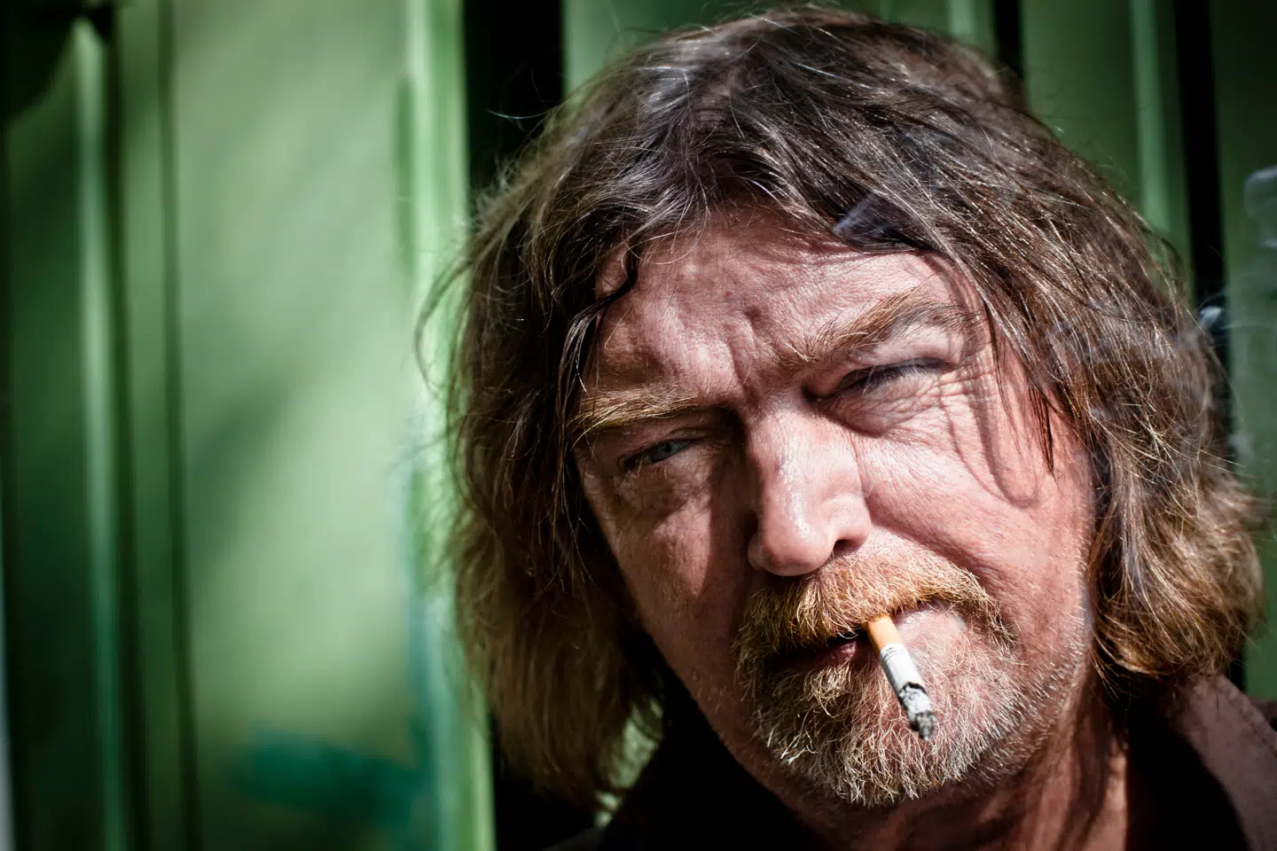 Den folkekære musiker og maler Johnny Madsen døde mandag eftermiddag efter længere tids sygdom. Han blev 73 år.