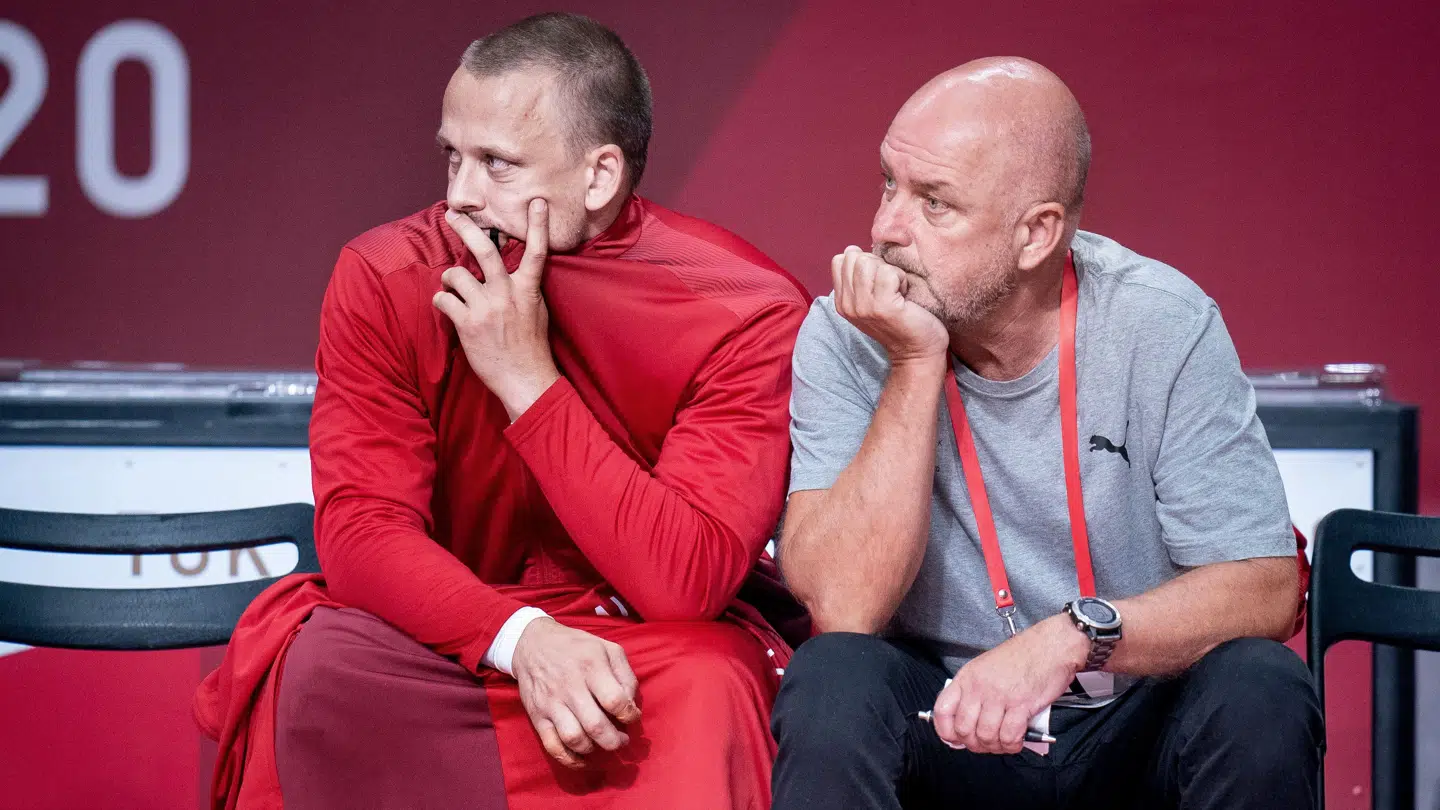 Tidligere landsholdsspiller Morten Olsen og holdleder Kai Johannsen tilbage i 2021.