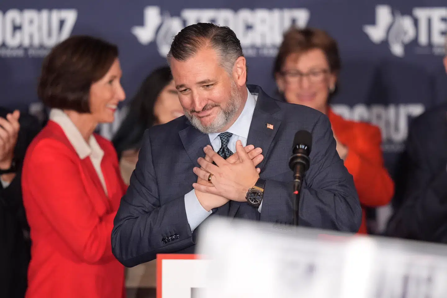 Republikanske Ted Cruz genvinder sit sæde som amerikansk senator i Texas.