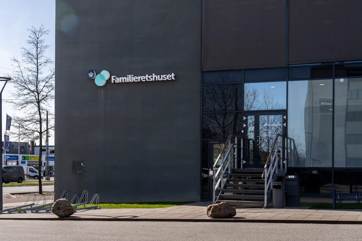 Ved at oprette en fremtidsfuldmagt kan man selv vælge, hvem man skal repræsenteres af, hvis man på et tidspunkt ikke længere selv kan varetage sine økonomiske og/eller personlige forhold som følge af sygdom, svækket mental funktion eller lignende.