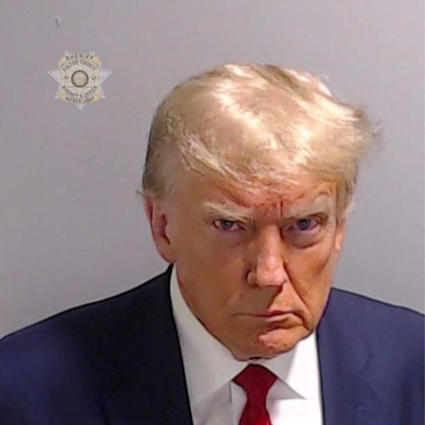 Et famøst mugshot blev taget af Donald Trump i forbindelse med, at han blev sigtet i Georgia.