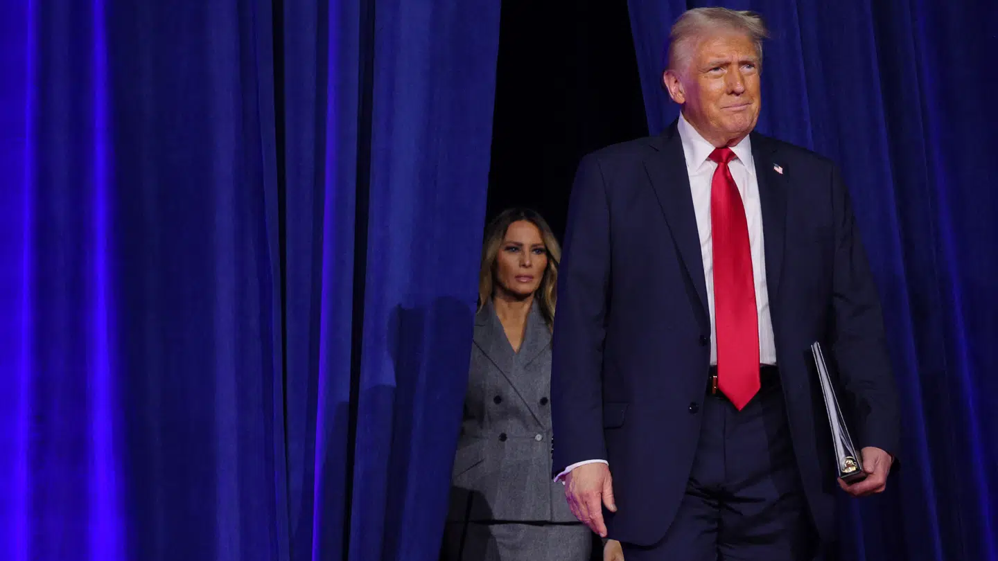 Selvom Donald Trump blev udnævnt som USAs 47. præsident onsdag, stjæler hans kone især rampelyset på de sociale medier.