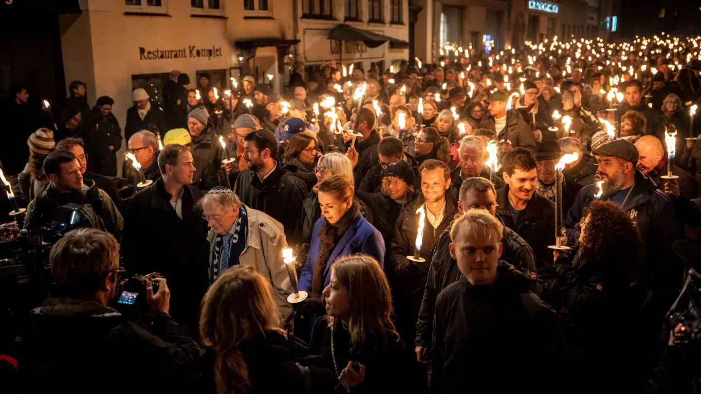 I aften kl 19.15 markeres årdagen for krystalnatten, som blev starten på Holocaust, foran den jødiske ambassade. I dag kommer truslen mod europas jøder fra Islam, mener B.T. (Foto: Mads Claus Rasmussen/Ritzau Scanpix)