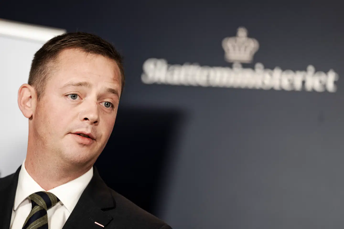 Transportminister Thomas Danielsen (V) har ikke ønsket at udtale sig om underbetaling af Flextrafik-chauffører.