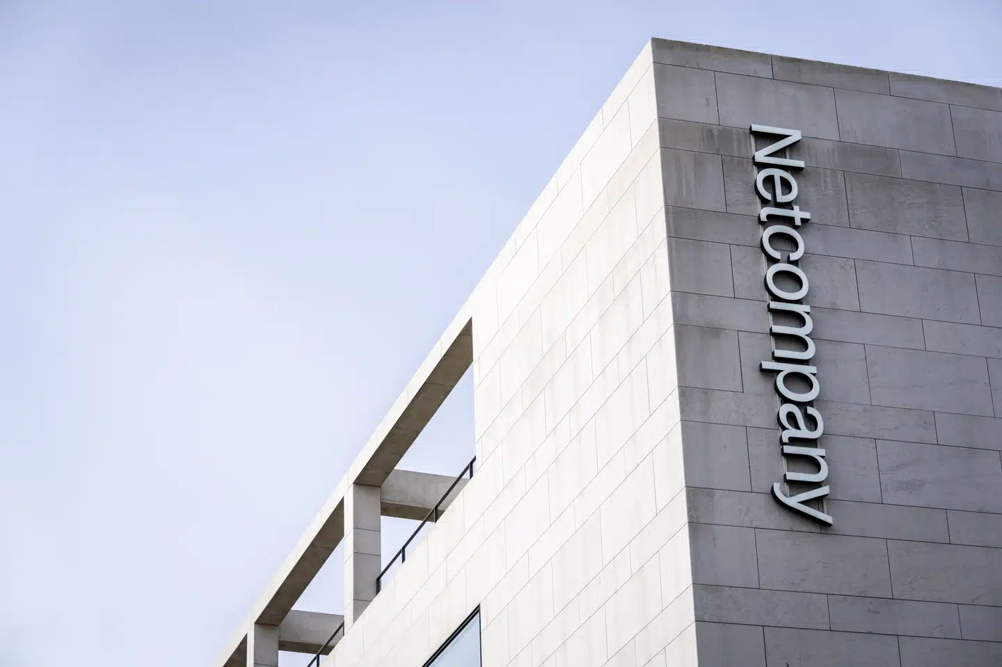 En 35-årig mand er blandt andet tiltalt for uberettiget at have skaffet sig adgang til Netcompanys servere. (Arkivfoto).