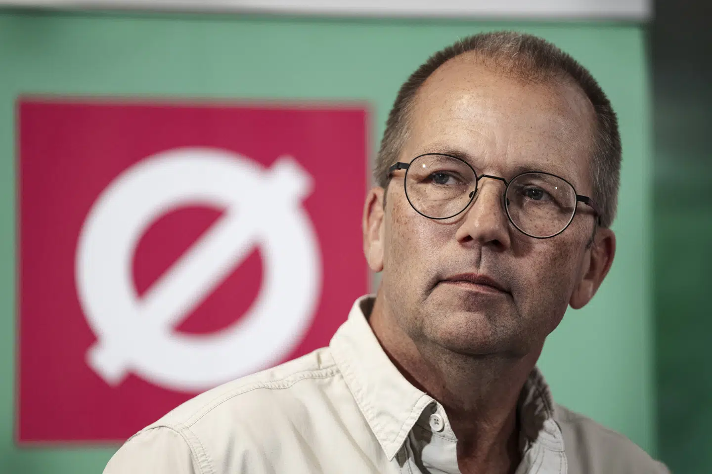 Sundhedsordfører Peder Hvelplund er ikke tilfreds med, at Enhedslisten ikke længere indgår som en del af forhandlingerne om en sundhedsreform. (Arkivfoto).