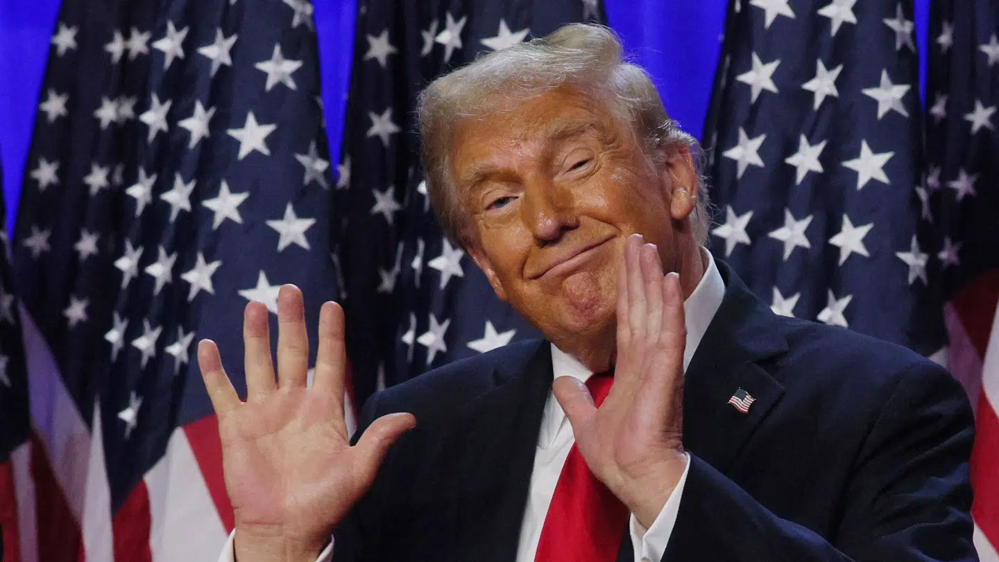 Donald Trump fotograferet i Palm Beach County Convention Center i Florida på valgnatten.