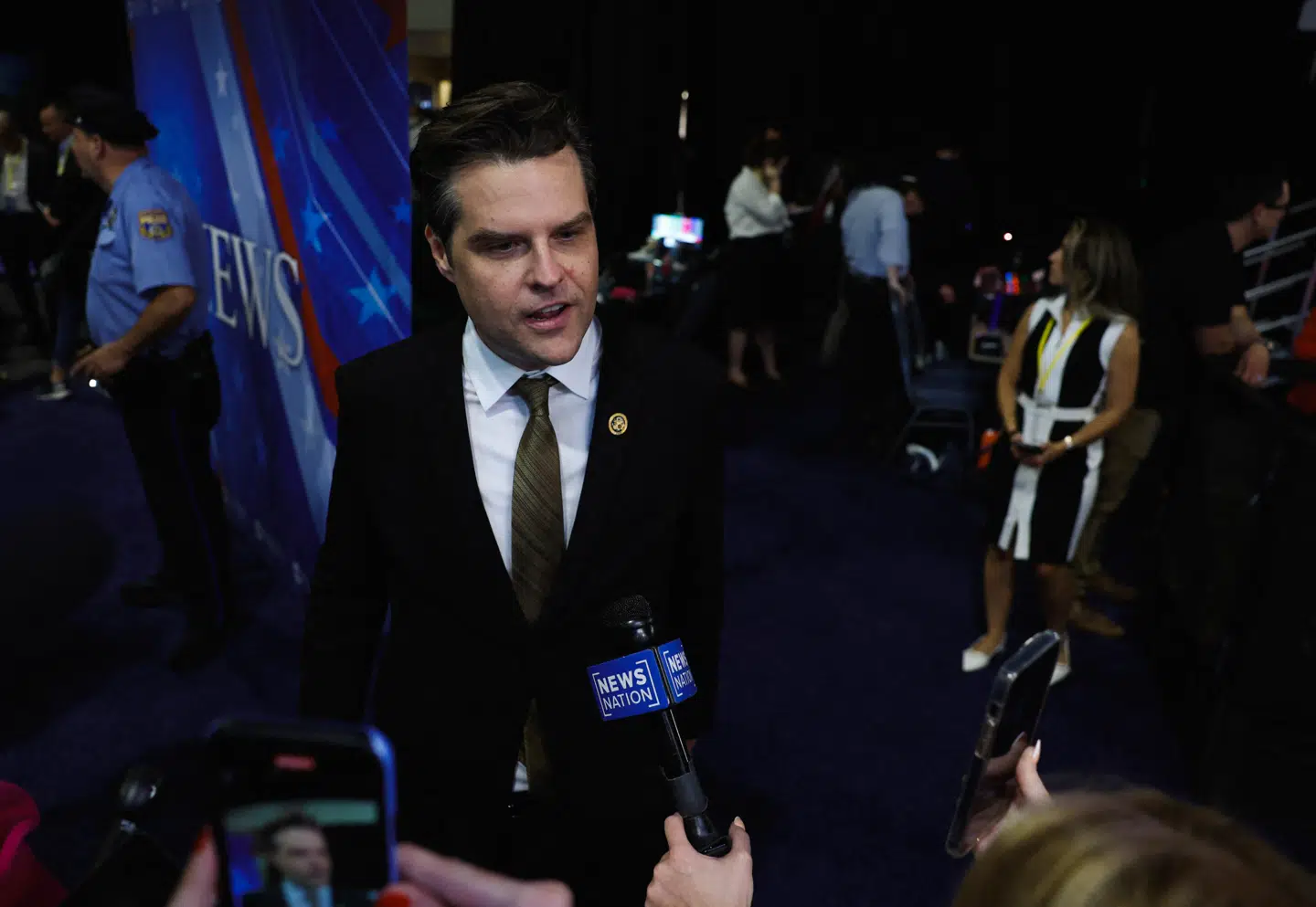 I to år undersøgte netop justitsministeriet beskyldninger mod Matt Gaetz om, at han havde et upassende seksuelt forhold til en 17-årig pige og muligvis overtrådte føderale love om sexhandel.