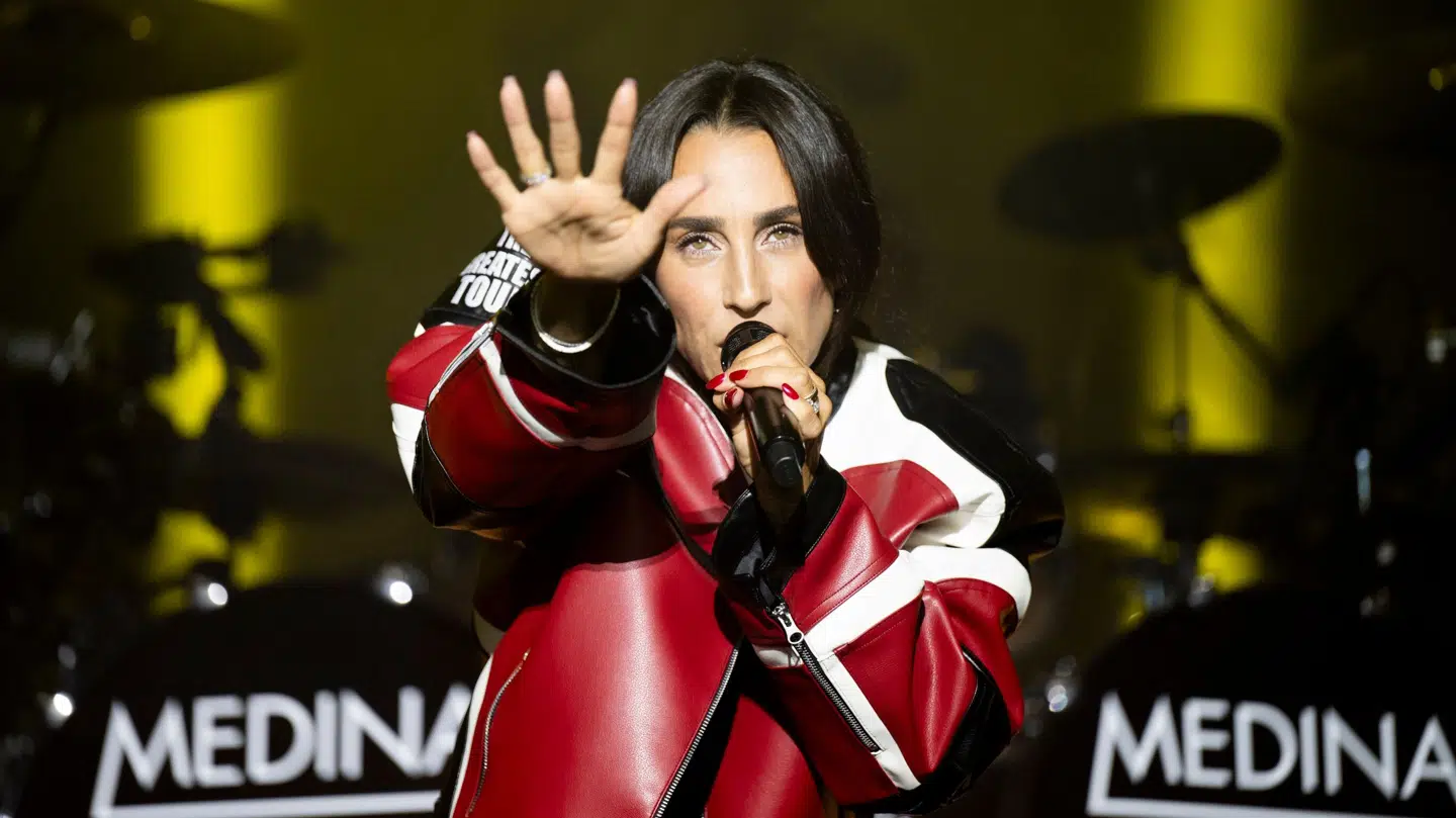 Smukfest i Skanderborg. Koncert med den danske pop- og R&B-sangerinde Medina på Bøgescenen under Smukfest. Lørdag den 10. august 2024.