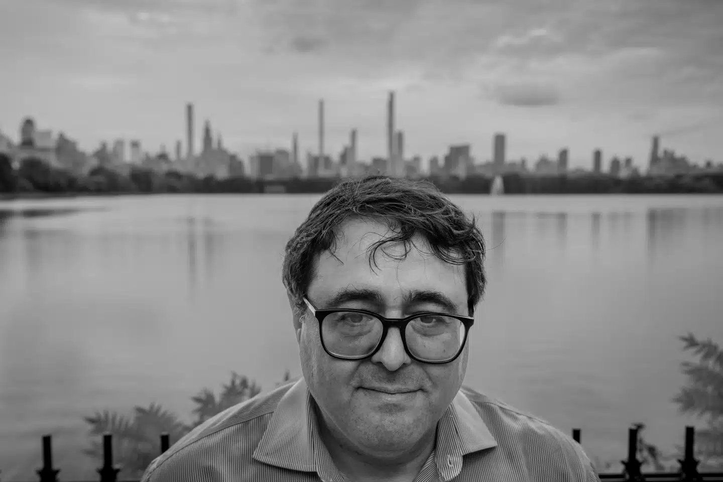 Fra RUC i Roskilde til Columbia Universitet i New York går et særligt begreb igen hos propalæstinensiske aktivister. Efter terrorangrebet på Israel har forfatteren Adam Kirsch skrevet en bog om venstrefløjens stærkt problematiske teoriapparat.