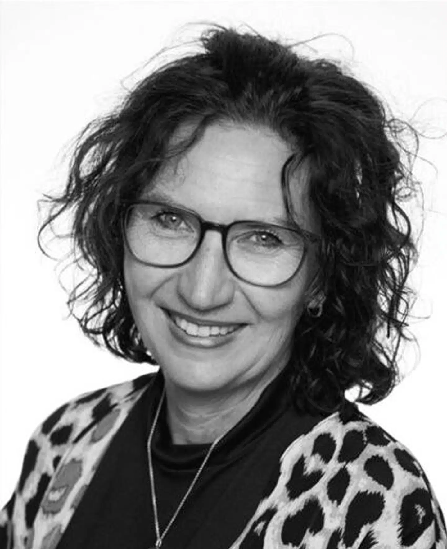 53-årige Charlotte Johansen vil give hendes børn en chance for tidlig pension ved at begynde med at investere for dem tidligt.