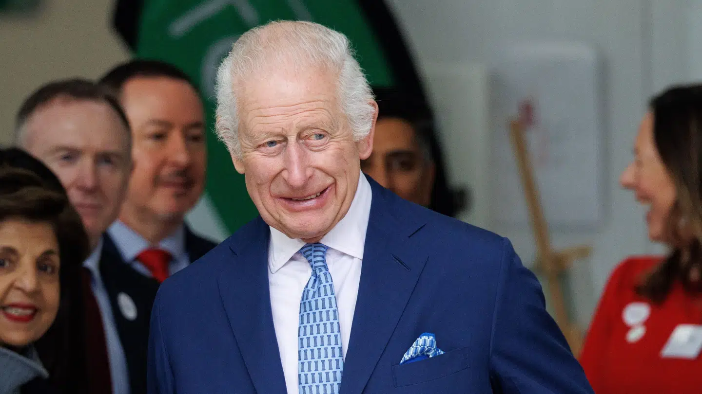 Kong Charles på sin fødselsdag, som han brugte på at arbejde.