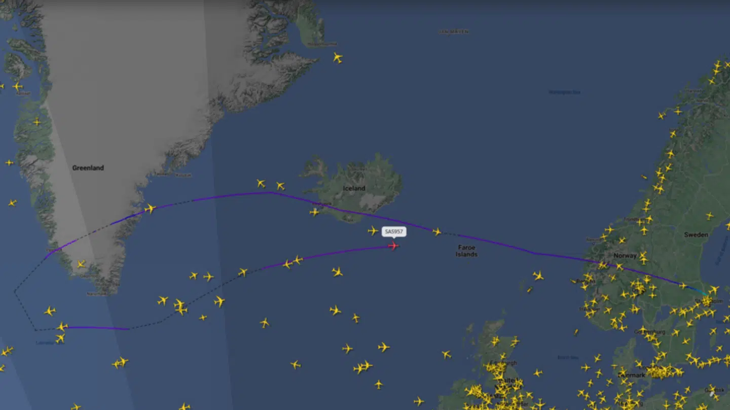 SAS-flyet måtte vende om efter at have passeret Grønland på grund af meget voldsom turbulens.