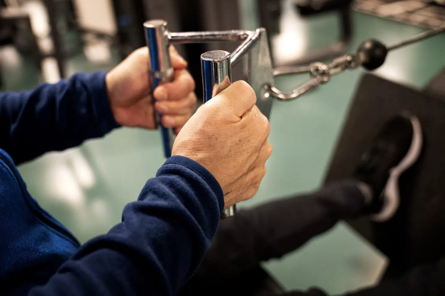 Danskerne kan godt lide at dyrke motion, og der er lige nu over 700.000 medlemmer i de omkring 1000 danske fitnesscentre på landsplan. Mange af dem har et ønske om at blive større og stærkere, og nogle bruger dopingstoffer til det formål. Det er dog ikke kun blandt fitnessudøverne, at dopingen florerer. Det gælder også i andre sportsgrene, viser en ny undersøgelse. (Arkivfoto).