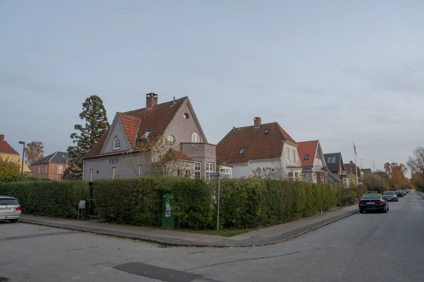 Huset på Karensgade 18 er blevet centrum for en heftig diskussion om villakvarterernes fremtid i København.