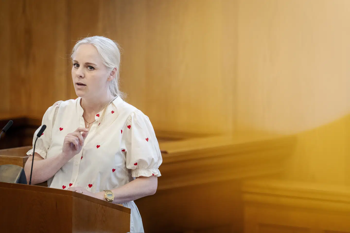 Signe Munk og SF ser ikke håb for at kunne fremtvinge kæmpestore ændringer i finansloven for næste år. Derfor går partiet efter at sætte mindre, men afgørende aftryk, lyder det. (Arkivfoto).