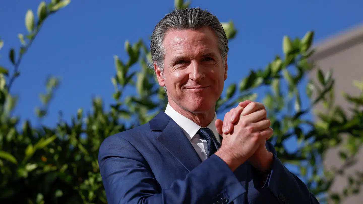 Gavin Newsom har posten, men Kamala Harris kan overtage den