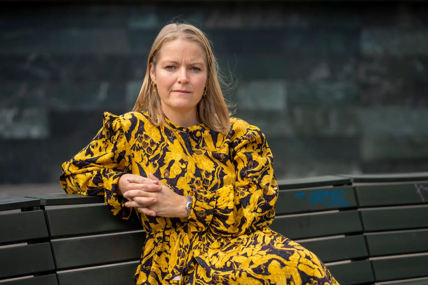 »Så længe vi forbliver i den nuværende logik omkring, at pengene bestemmer, så tror jeg ikke, vi kommer i mål på hverken klima-, trivsels-, krigs- eller nogen andre af de kriser, verden i øjeblikket er sølet ind i,« skriver Lisbeth Odgaard Damm.