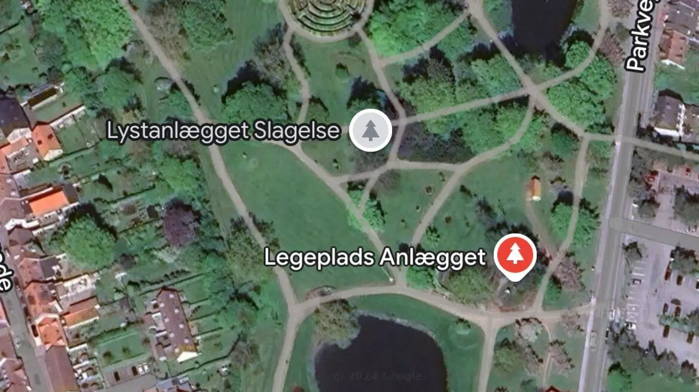 Politiet har siden mandag været til stede i området.