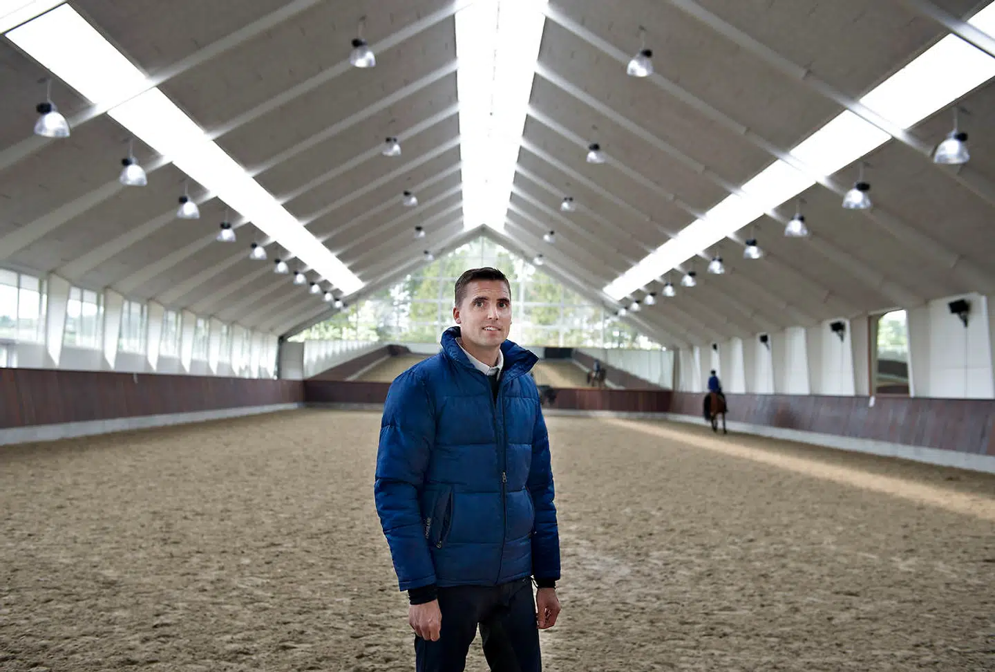 Millionerne vælter ind hos rytteren Andreas Helgstrand, der har kæmpe succes med sin hestesalgsstald.